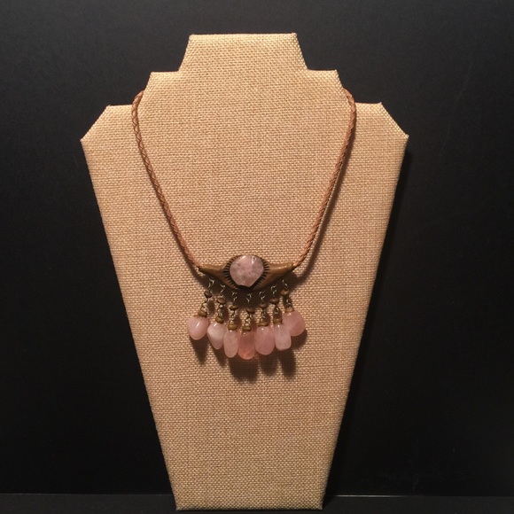 Jewelry - Pink Rose Quarts Stone & Rope Necklace